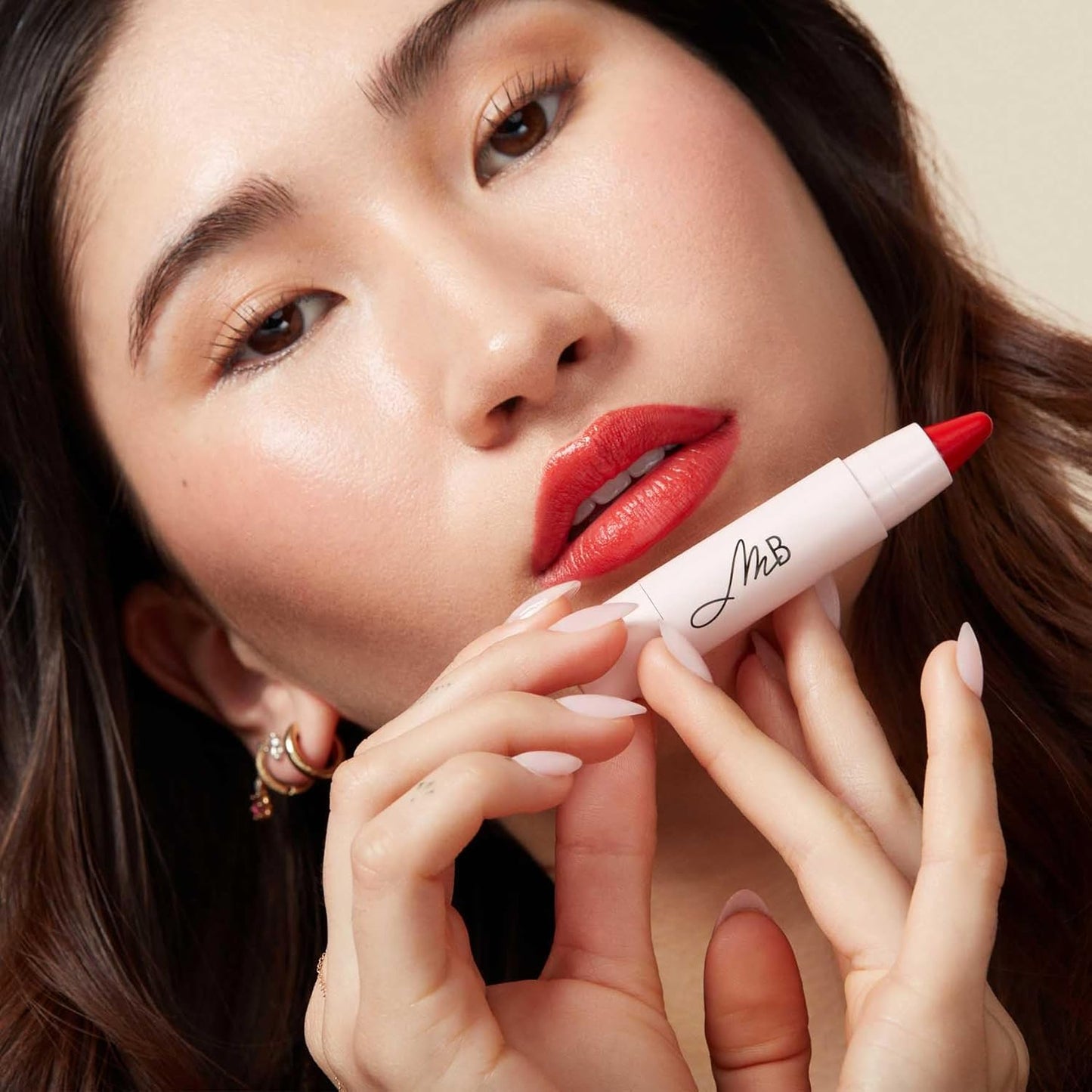 Monika Blunder Beauty - Kissen Lush Lipstick Crayon - Charlotte (Coral Red) Clean Beauty, Cruelty-Free, Vegan