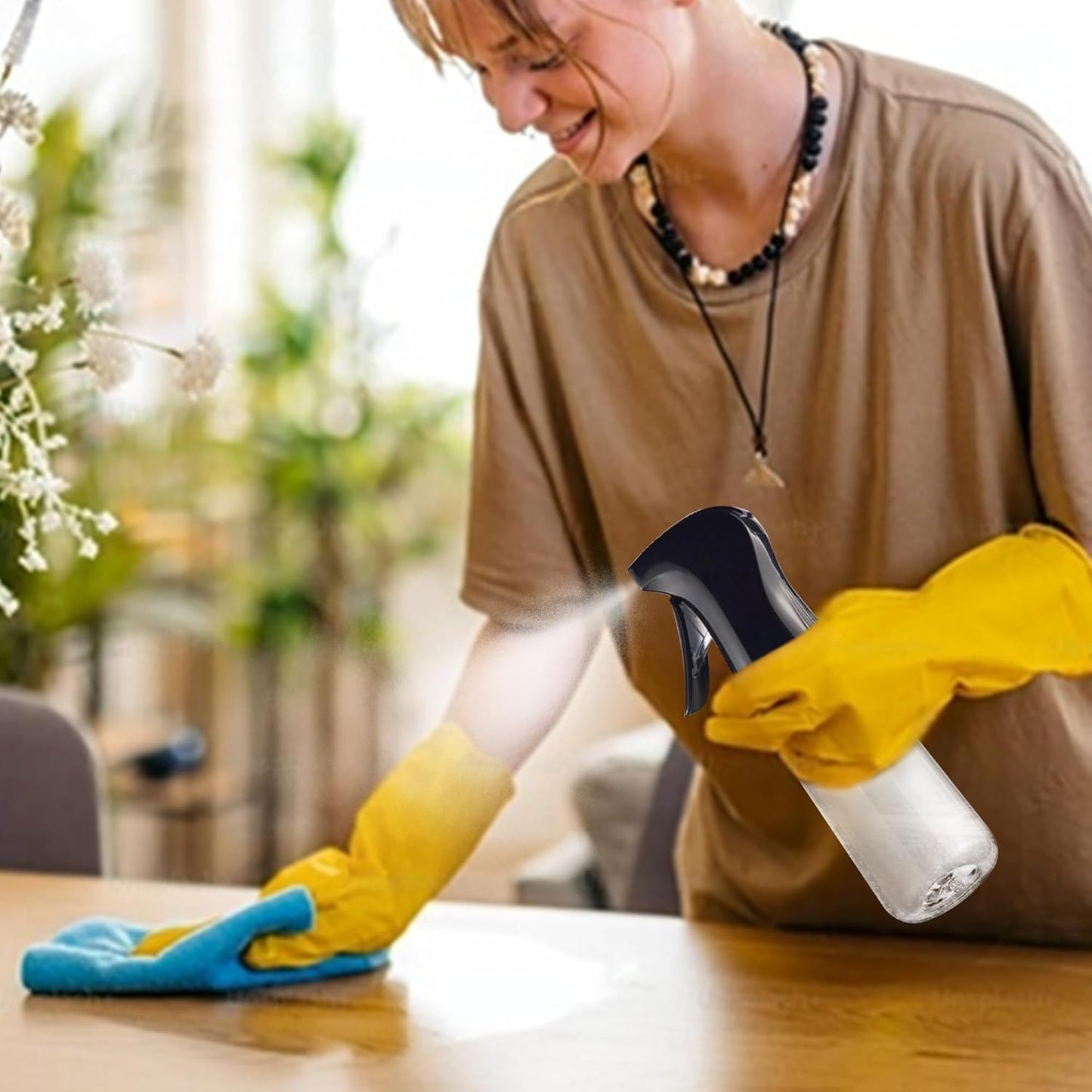 Spray Bottle for Hair (6.8OZ /200ML) Continuous Ultra Fine Mist Sprayer for Hair, Salons, Barber, Plants, Skin Care, Cleaning Black