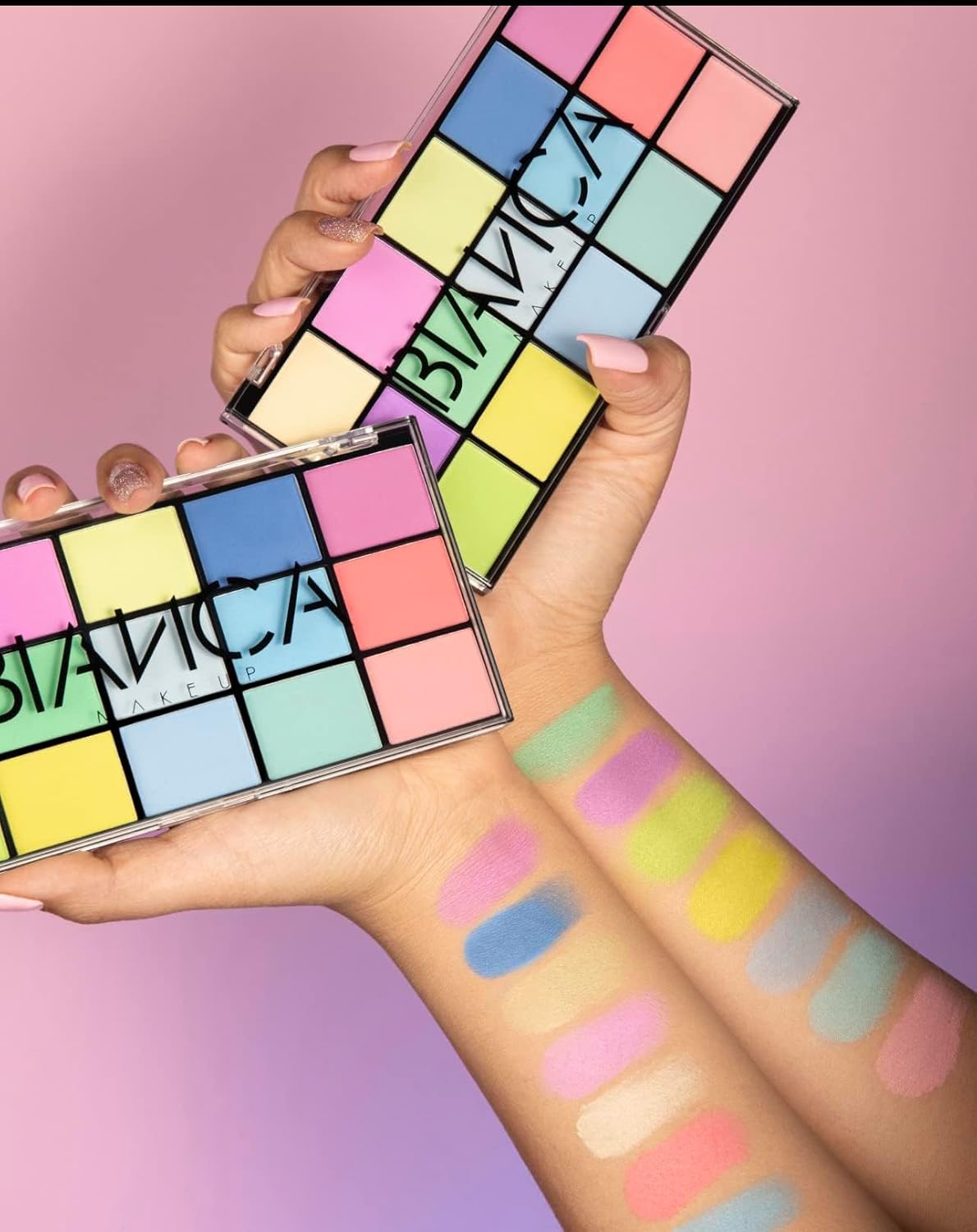 15 Colors Eyeshadow Palette | Versatile Range for Unlimited Eye Looks. (Pastel)