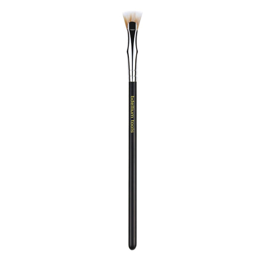 Bdellium Tools Professional Makeup Brush - Maestro Series 730 Bent Mascara Fan - With Soft Synthetic Fibers, For Applying Mascara (Black, 1pc)