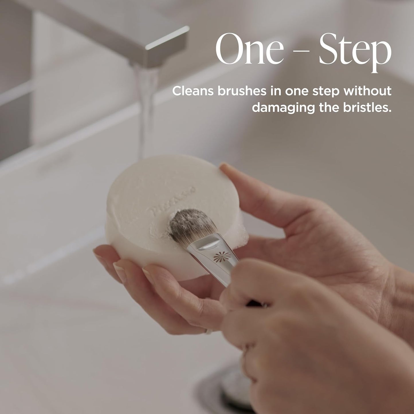 Piccasso Brush Cleaner – Makeup Brush Cleaner Cleanser Soap for Deep Cleaning, Gentle Brush Cleaner for Makeup Brushes, Professional Brush Cleaner Make Up Solid Cleanser