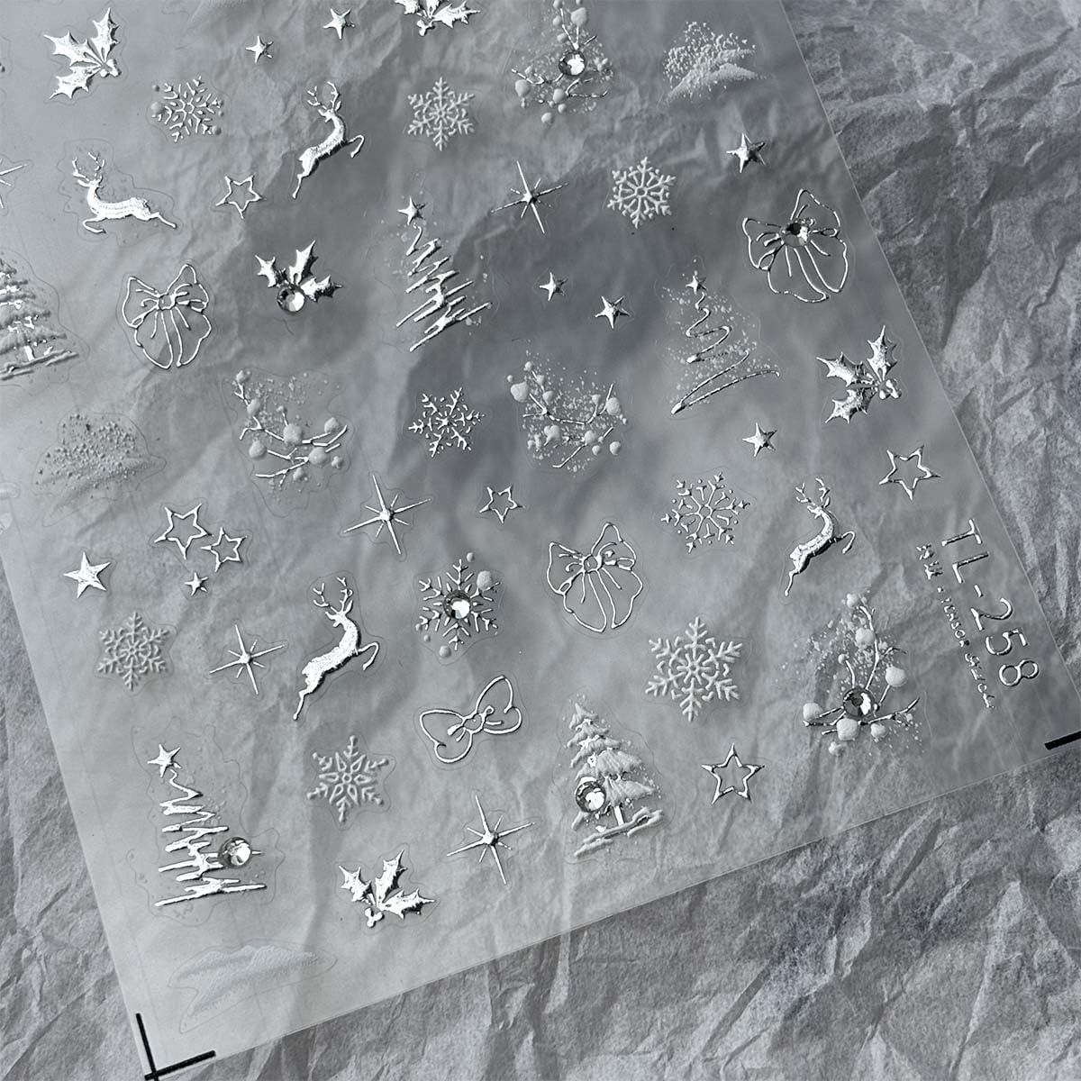 5D Embossed Christmas Nail Art Stickers Sliver Xmas Nail Art Decals Xmas Tree Nail Sticker Self-Adhesive Elk Snowflake Rhinestone Nail Decals for Women Winter Nail Supplies Manicure DIY