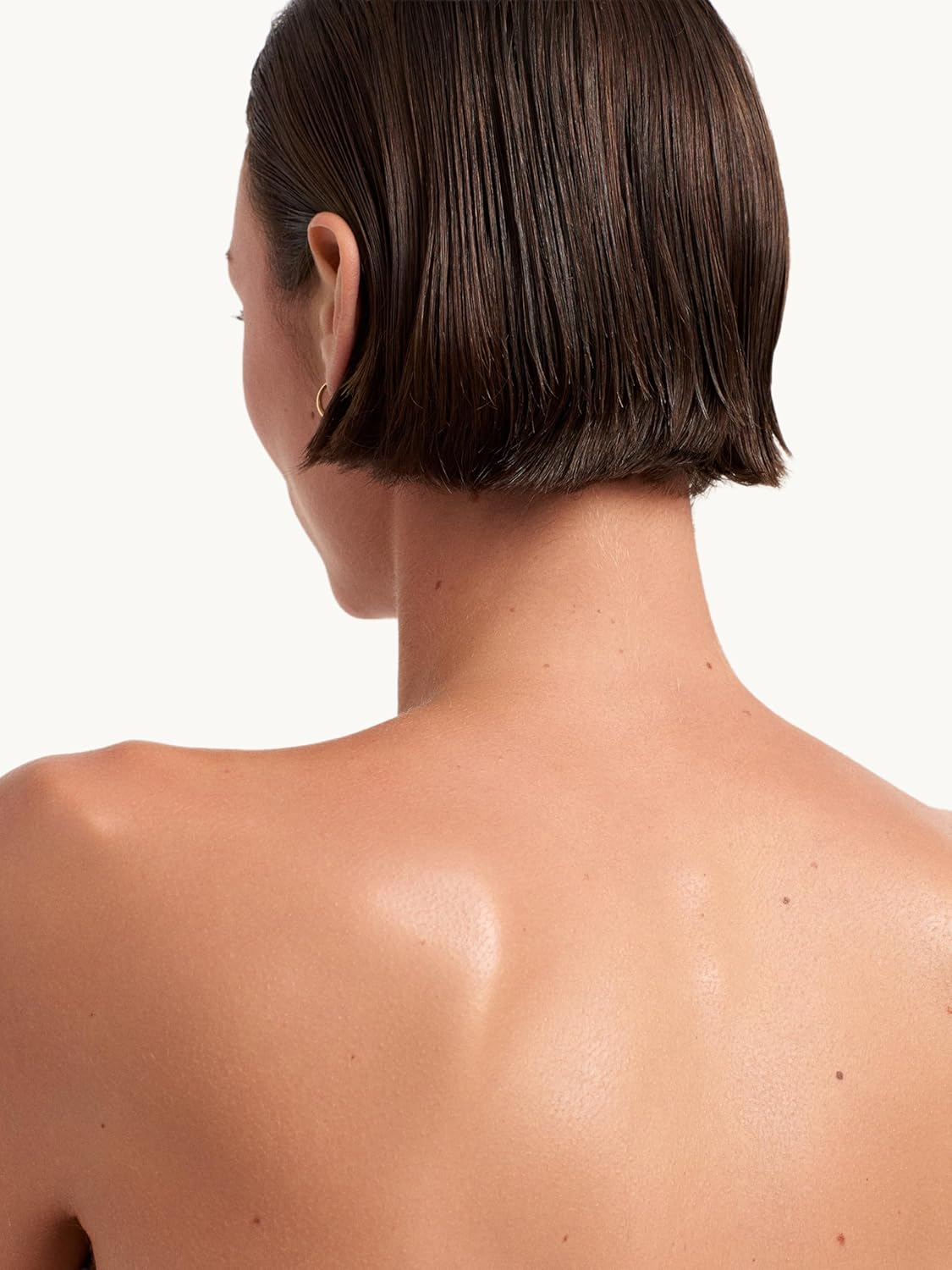 goop Beauty Body Butter | Lotion for Dry Skin | Nourishing Butters & Botanical Extracts | Hydrating & Firming Cream | 6.1 fl oz